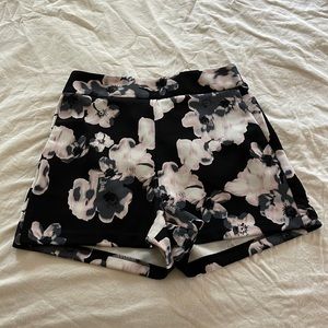 Express Shorts